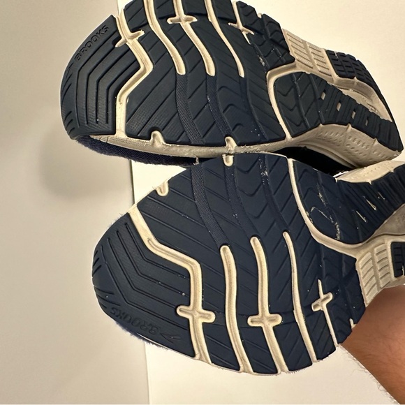 Brooks Transcend 7 Men's Running Shoes Size 8.5 - Picture 9 of 12